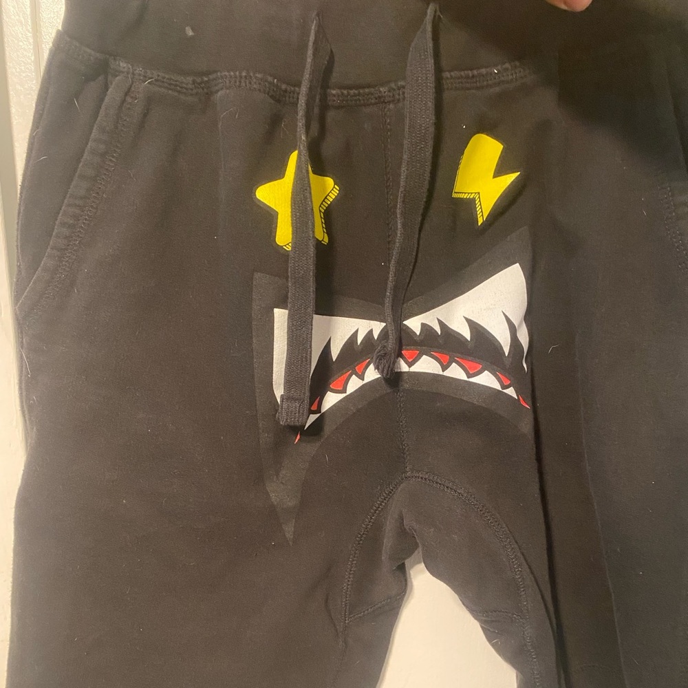 Chief glo gang shorts